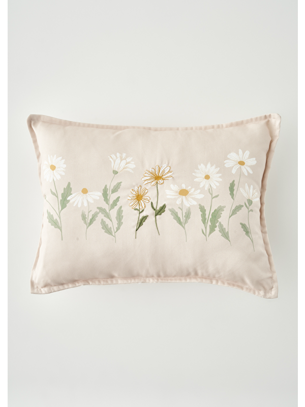 Bella Maison Daisy Volanlı Kenar Nakışlı Dekoratif Yastık Kılıfı Bej (35x50 cm)