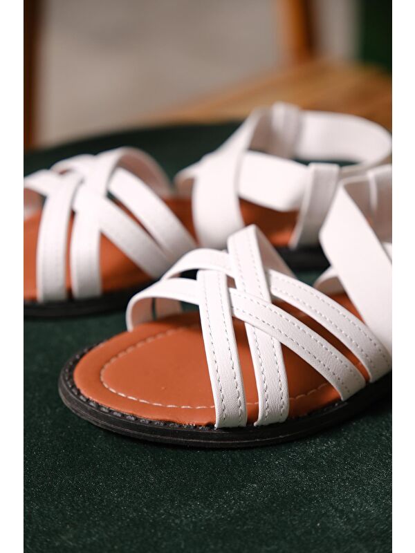 Liqqa Çapraz Deri Detaylı Lastikli Kadın Sandalet - Görsel 4