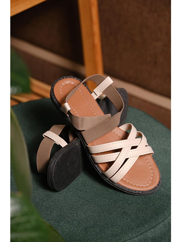 Liqqa Çapraz Deri Detaylı Lastikli Kadın Sandalet - Görsel 4