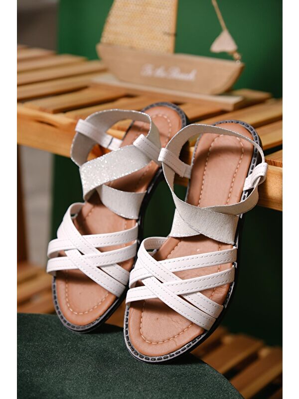 Liqqa Çapraz Deri Detaylı Lastikli Kadın Sandalet - Görsel 2