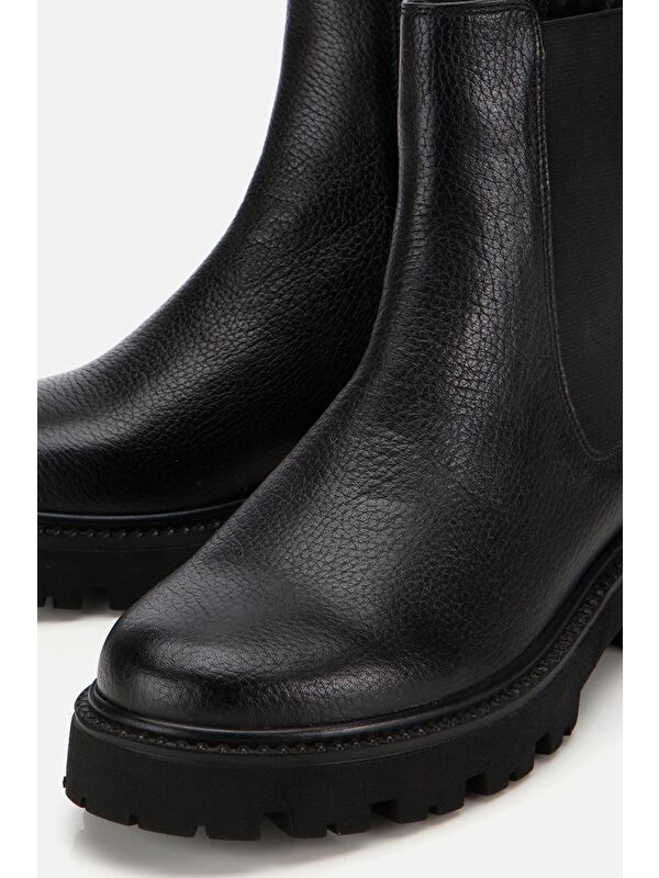 Yaya By Hotiç Siyah Yaya By Hotiç Yaya By Kadın Deri Lastik Detaylı Kalın Tabanlı Düz Bot