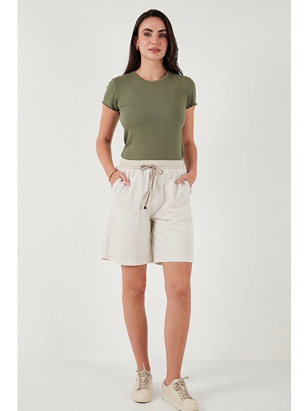 Lela Pamuklu Relaxed Fit Yüksek Bel Cepli Kadın Mini Şort 668YP5384