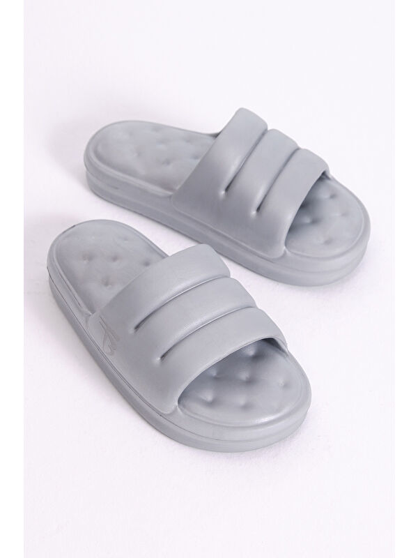 Tonny Black Yeşil Tonny Black Rahat Kalip Kadın Dilimli Model Önü Açık Eva Terlik