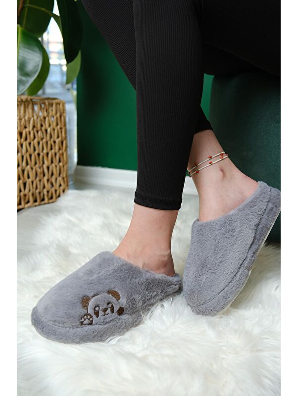Panda Nakışlı Kadın Ev Terliği Pelüş Terlik Çeyiz ve Bohça Terliği Ses Yapmaz Kalın Taban - Görsel 3
