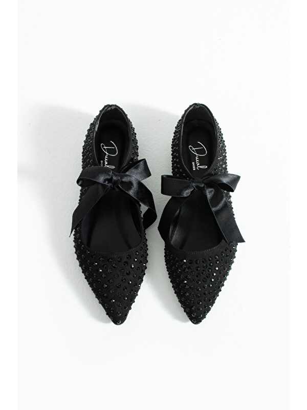 DUXAL SHOES Nina Siyah Sivri Burun Taşlı Kurdele Detaylı Kadın Babet