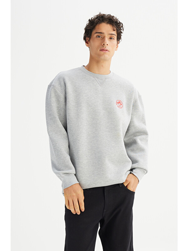 Lee Pamuklu İçi Polarlı Regular Fit Bisiklet Yaka Baskılı Sweatshirt