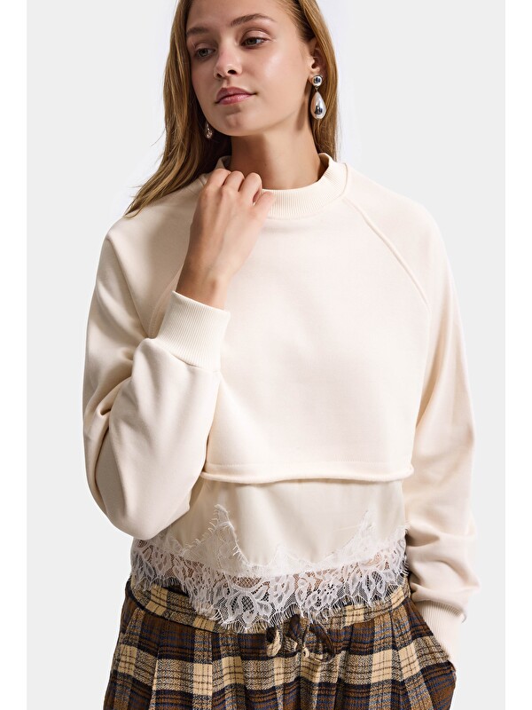 It's Basic Kadın Bej w6-105 Dantel Detaylı Bol Kesim Tasarım Sweatshirt