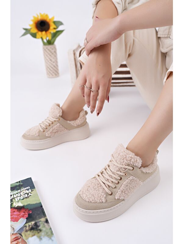 FLEECY Kalın Taban Bağcıklı Pelüş Detaylı Kadın Kışlık Sneaker Spor Ayakkabı - Görsel 7