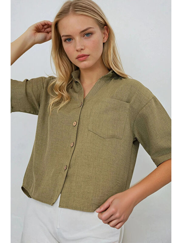 Hazelin Kadın Haki Keten Görünümlü Crop Gömlek HZL25S-BD1203391
