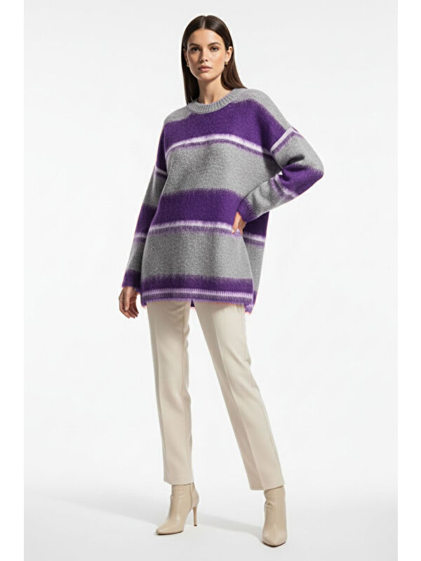 Mizalle Oversize Yumuşak Doklu Gri Mor Çizgili Triko Kazak