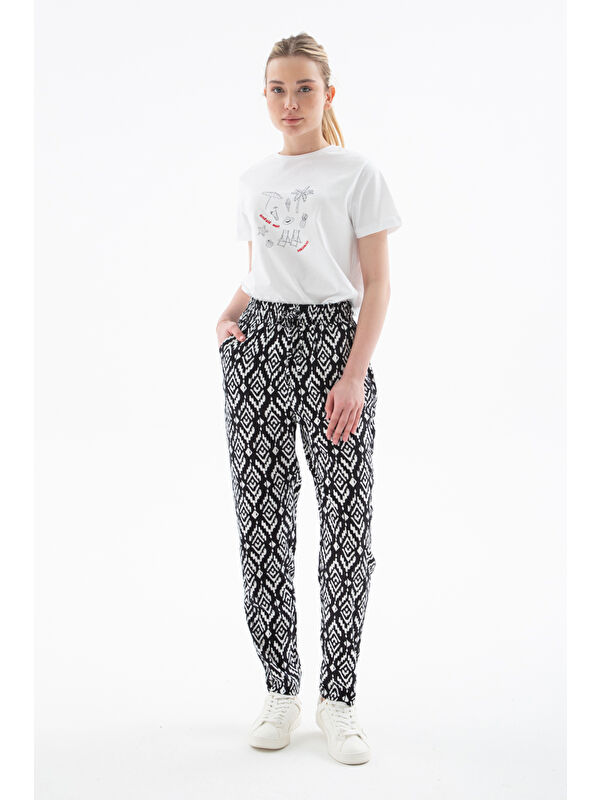 Fashion Friends Relaxed Fit Lastikli Bel Desenli Kadın Pantolon 25Y0843K1