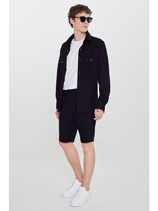 Altınyıldız Classics Erkek Siyah Slim Fit Dar Kesim Beli Bağlamalı Yan Cepli Düz Gofre Desenli Esnek Şort