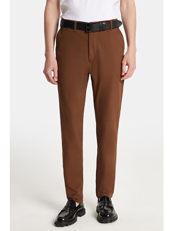 TUDORS Erkek Slim Fit Chino Esnek Yandan Cepli Önü Fermuarlı Pamuklu Dokulu Kahverengi Pantolon