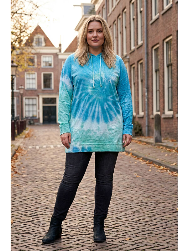 Stil Diva Büyük Beden Kapüşonlu Uzun Kollu İnce Kumaşlı Batik Desenli Sweatshirt 173486