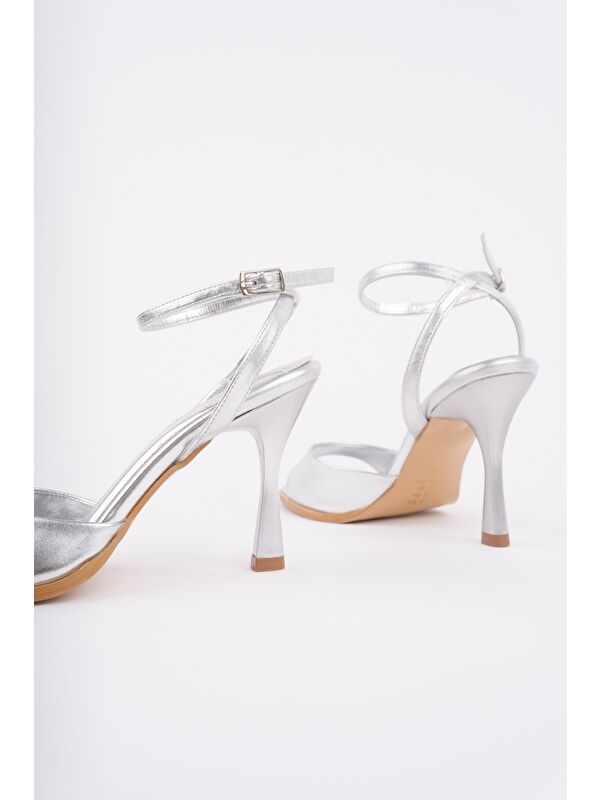 CHARLOT Bilekten Bağlamalı Kadın İnce Topuklu Ayakkabı - Görsel 4