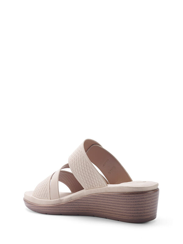 105511.Z5FX Bej Kadın Dolgu Topuk Terlik - Görsel 4