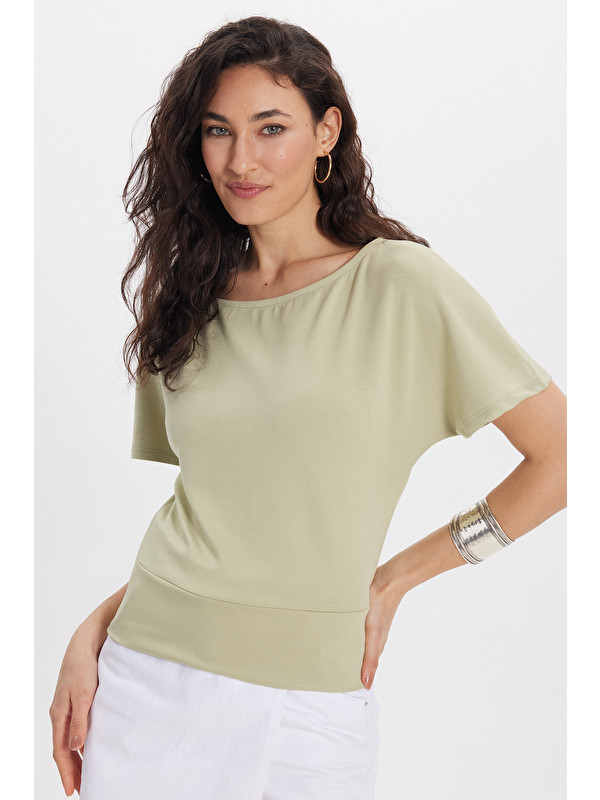 TUDORS Kadın Slim Fit Dar Kesim Kısa Kollu Kayık Yaka Yeşil Tişört