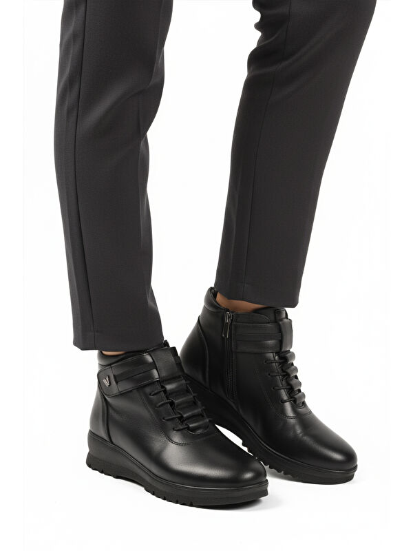 Siyah Hakiki Deri Anatomik Polarlı Kaymaz Kadın Bot Z438 Z - Görsel 2