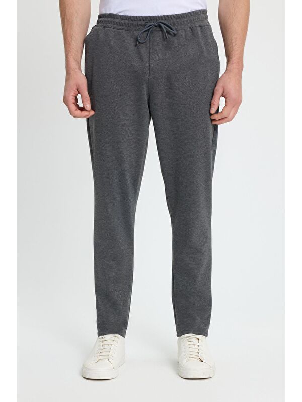 TUDORS Erkek Regular Fit Klasik Kesim Beli Lastikli Bağcıklı Koyu Gri Jogger Pantolon