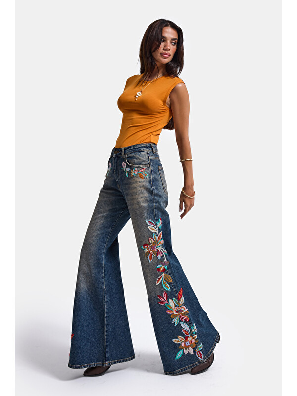 It's Basic Kadın Jean Rengi 2w6-8 Flare Fit Nakış Detaylı Komfort Kumaş Özel Tasarım Denim Jean
