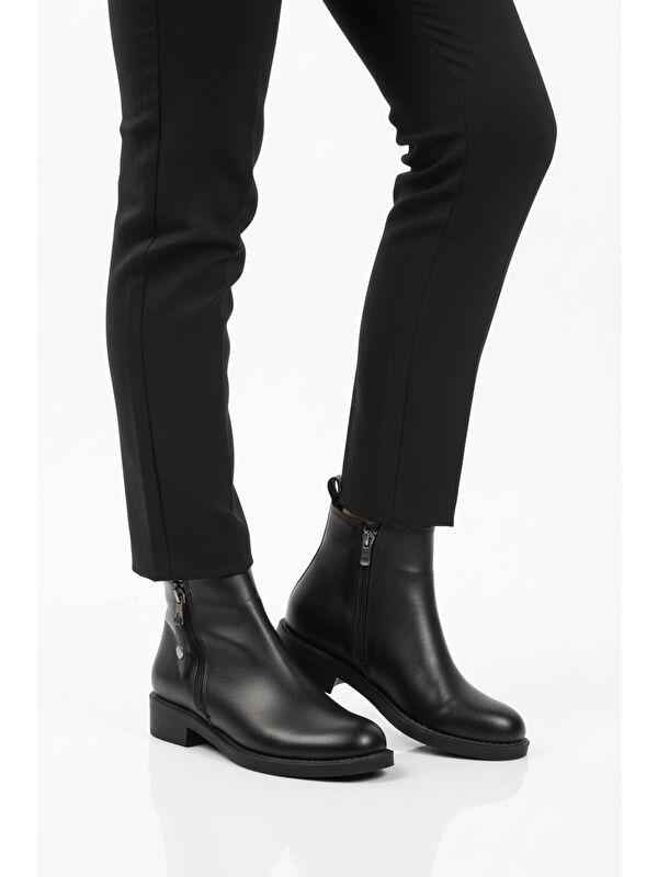 Siyah Cilt Polarlı Kaymaz Taban Kadın Topuklu Bot 224581 Z - Görsel 2