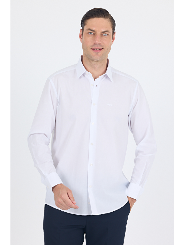 İMZA Beyaz Sert Yaka Uzun Kol Cepsiz Comfort Fit Pamuklu Gömlek 1004255287