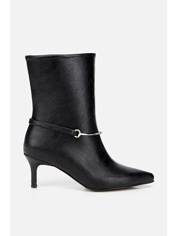 Yaya By Hotiç Kahverengi Yaya By Hotiç Yaya By Kadın Kemer Detaylı Tokalı Bilekte Topuklu Bot