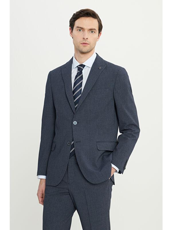 Altınyıldız Classics Erkek Lacivert Slim Fit Dar Kesim Kırlangıç Yaka Çizgili Gofre Desenli Kapak Cepli Takım Elbise