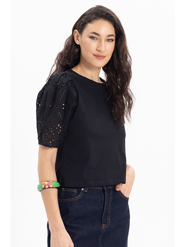 TUDORS Kadın Slim Fit Dar Kesim %100 Pamuk Kısa Kollu Bisiklet Yaka Siyah Tişört