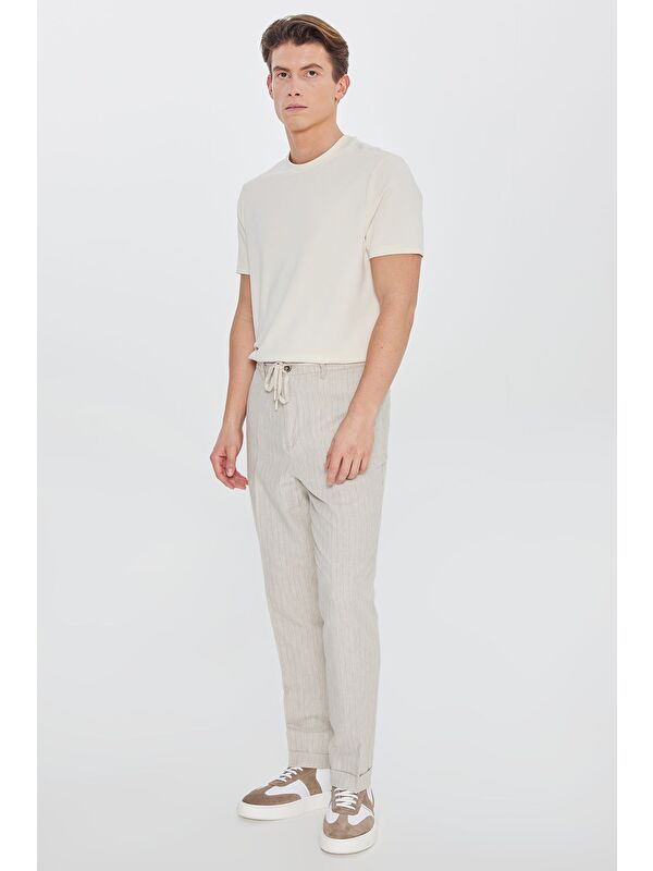 Altınyıldız Classics Erkek Bej Pamuklu Keten Slim Fit Dar Kesim Beli Bağlamalı Çizgili Pantolon