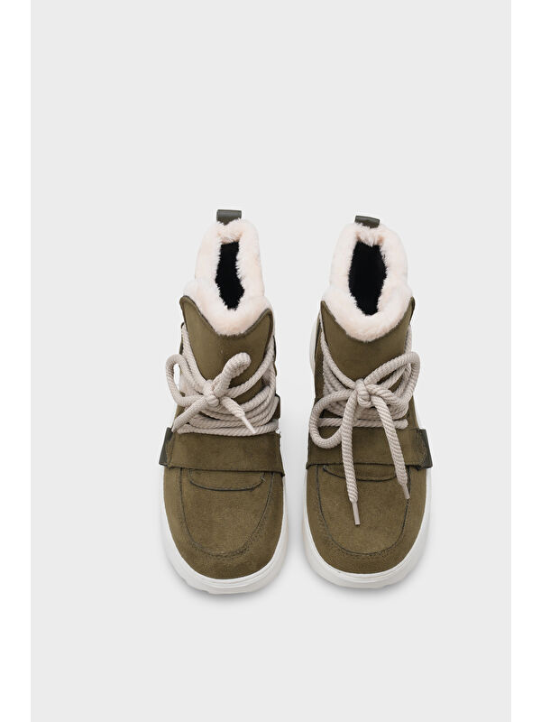 Agatha Kürklü Kadın Bot - Görsel 7