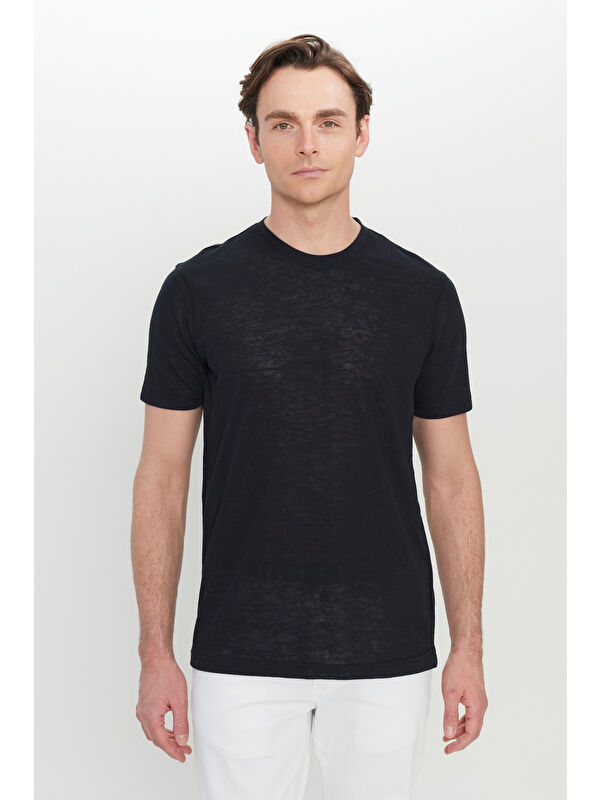 Altınyıldız Classics Erkek Siyah Pamuklu Slim Fit Dar Kesim Bisiklet Yaka Tişört