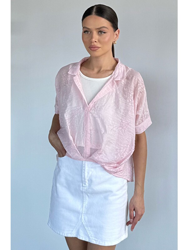 Gülseli Kadın Crop Atletli Desenli Bluz