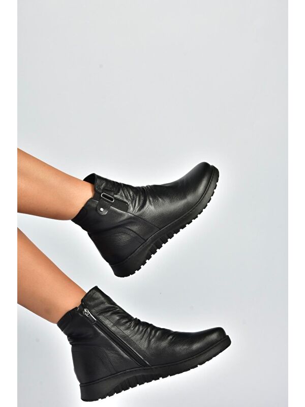 Siyah Kadın Bot V324501703 - Görsel 3