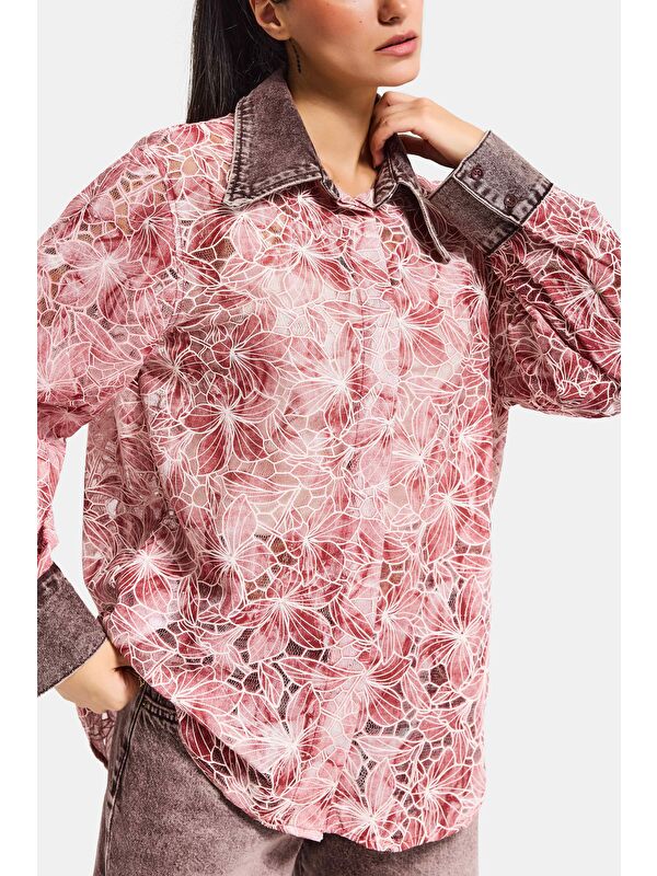 It's Basic Kadın Pembe 4s6-157 Oversize Özel Tasarım Dantel Ve Gül Detaylı Denim Yakalı Gömlek Ceket