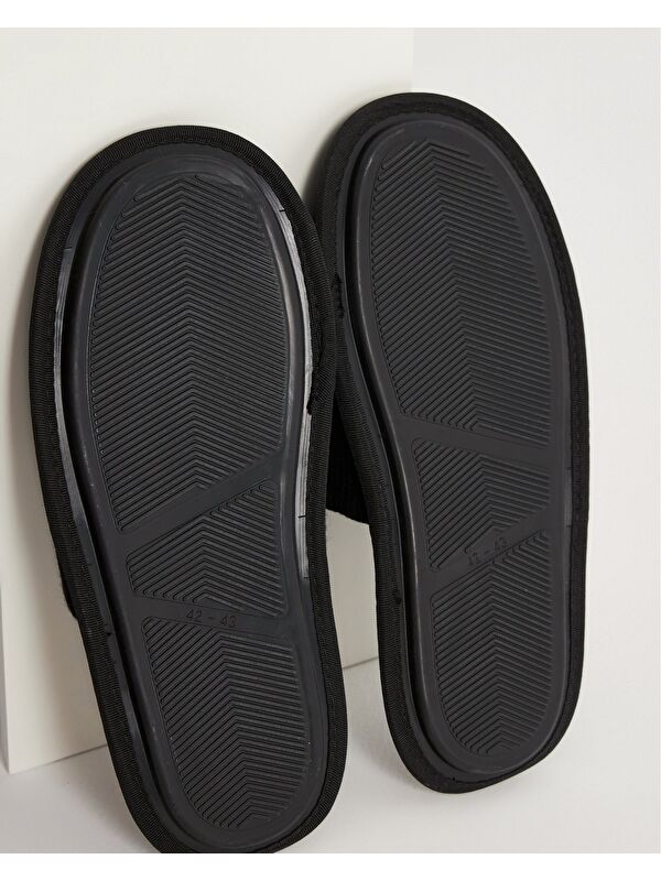 Erkek Kışlık Sıcak Tutan Siyah Triko Ev İçi Terlik- Duncan - Görsel 4