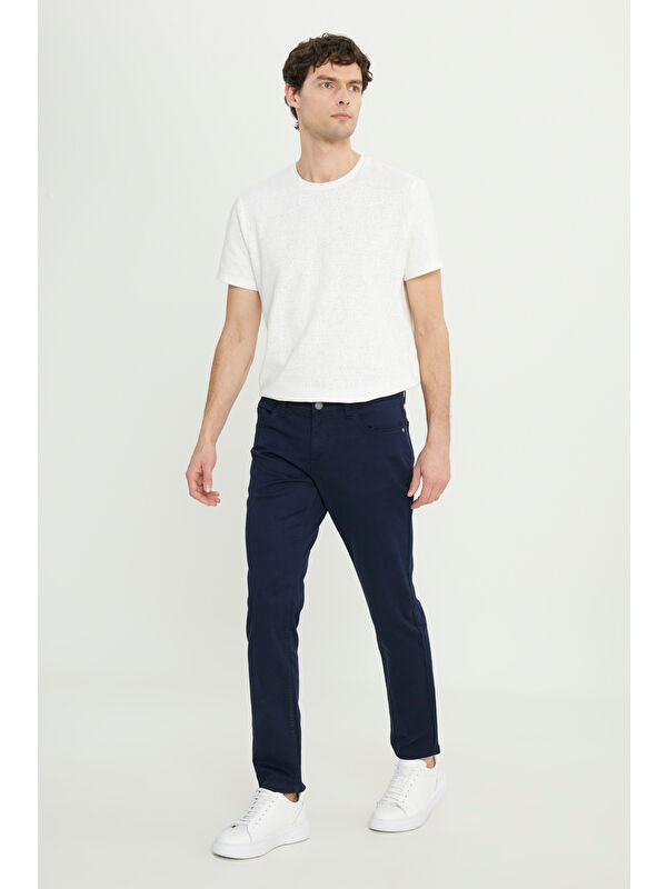 Altınyıldız Classics Erkek Lacivert Pamuklu Slim Fit Dar Kesim 5 Cepli Armürlü Esnek Casual Pantolon