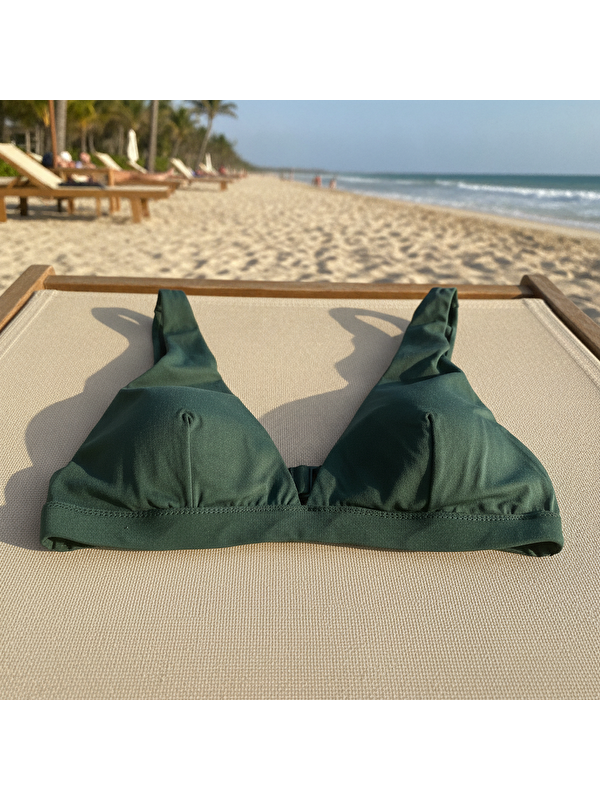 Bonbon Kadın Plaj Giyim Yeşil Renk Kalın Askılı Bikini Üst Bb2584
