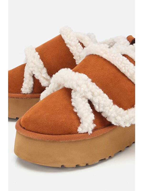 Yaya By Hotiç Kahverengi Yaya By Hotiç Yaya By Kadın Süet İçi Kürklü Yüksek Tabanlı Kalın Bantlı Düz Ayakkabı