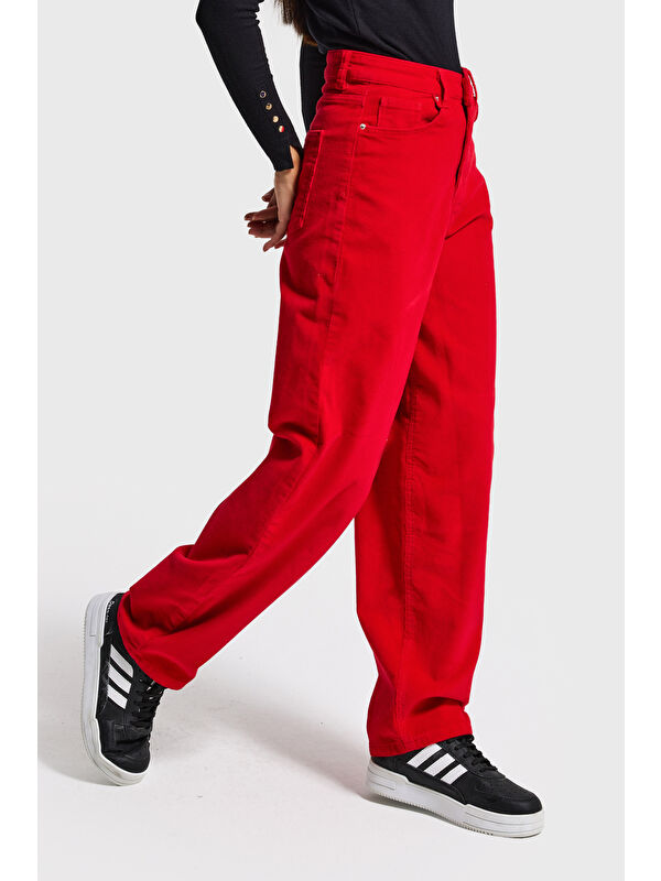 It's Basic Kadın Kırmızı 26w5-19 Skater Fit Velvet Kadife Kumaş Pantolon