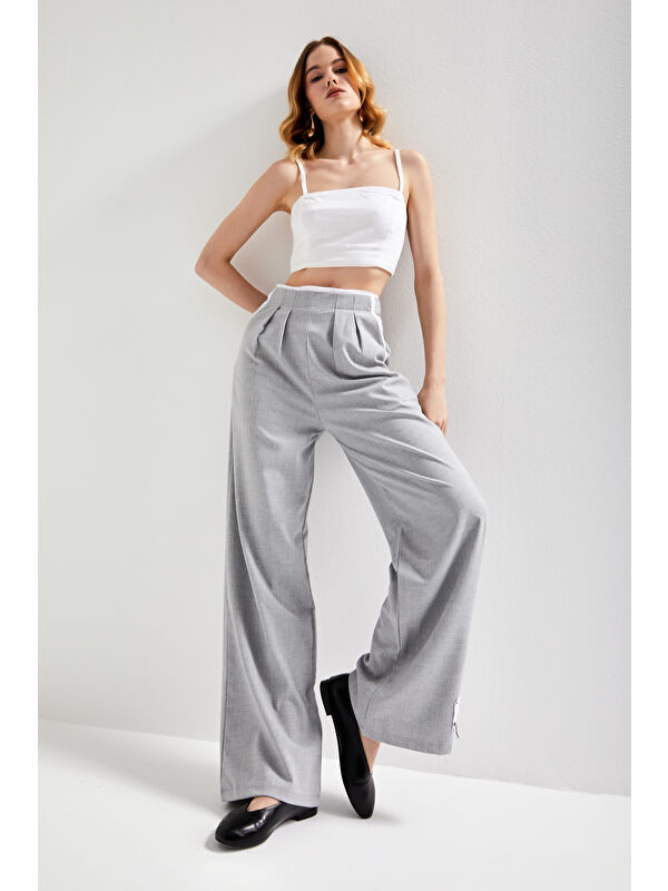 It's Basic Kadın Gri Renk Palazzo Fit Rahat Kesim Tasarım Kumaş Pantolon
