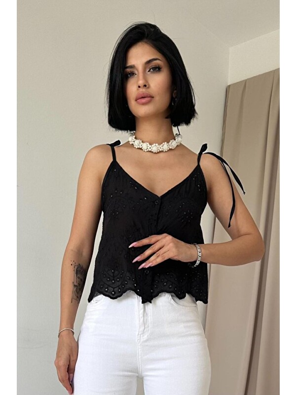 Jane's Siyah Bağcıklı Brode Bluz