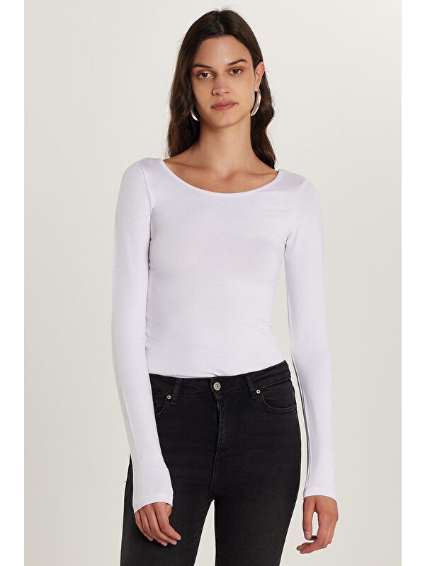TUDORS Kadın Slim Fit Dar Kesim Uzun Kollu Viskon Beyaz Bluz