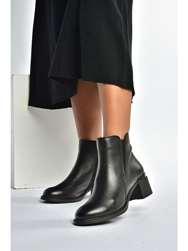 Siyah Kadın Bot V555558403 - Görsel 3