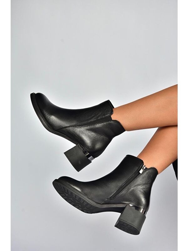 Siyah Kadın Bot V555558403 - Görsel 4