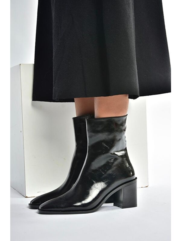 Siyah Kadın Bot V250330309 - Görsel 5