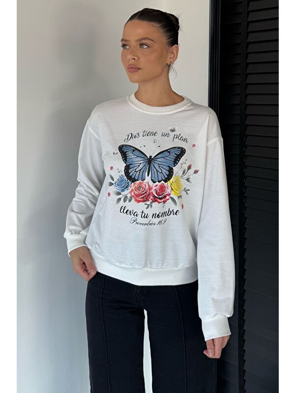 Gülseli Kadın Bisiklet Yaka Kelebek Baskılı Taş İşlemeli Sweatshirt