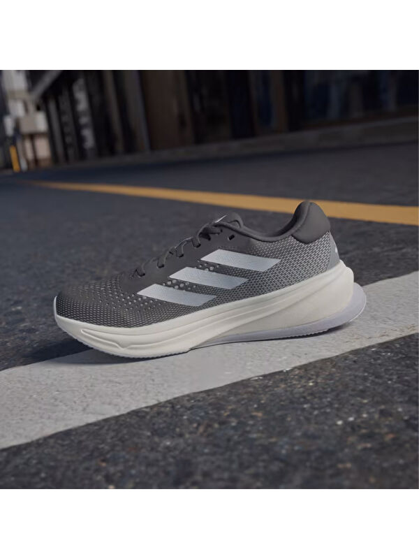 Adidas Siyah Adidas Supernova Rise Kadın Yol Koşusu Ayakkabısı