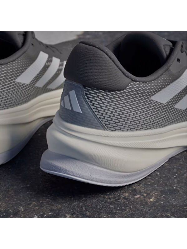 Adidas Siyah Adidas Supernova Rise Kadın Yol Koşusu Ayakkabısı