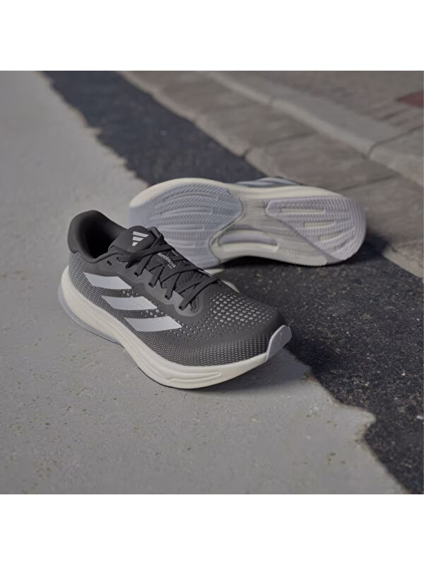Adidas Siyah Adidas Supernova Rise Kadın Yol Koşusu Ayakkabısı